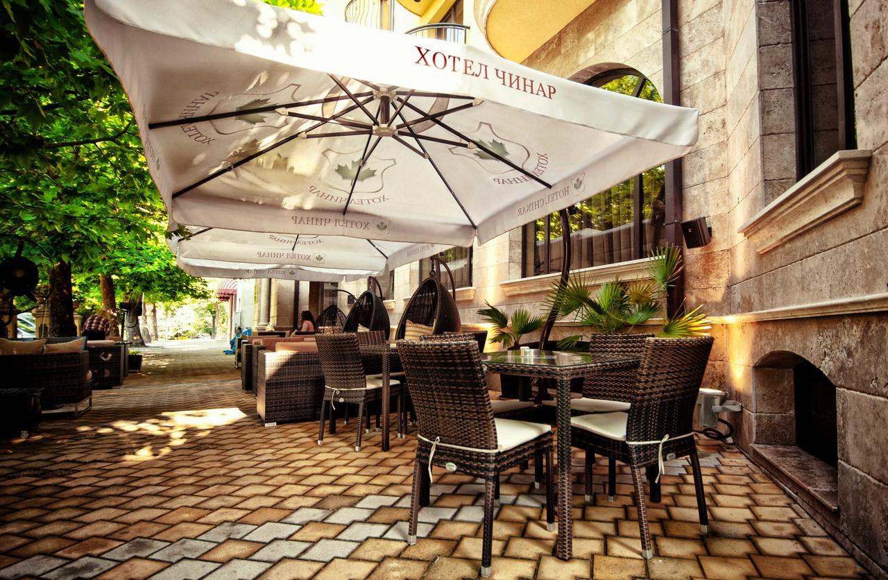 Hotel Chinar Hisarya Buitenkant foto